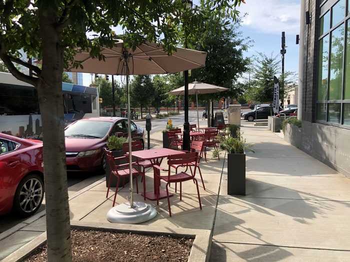 image of a sidewalk dining area