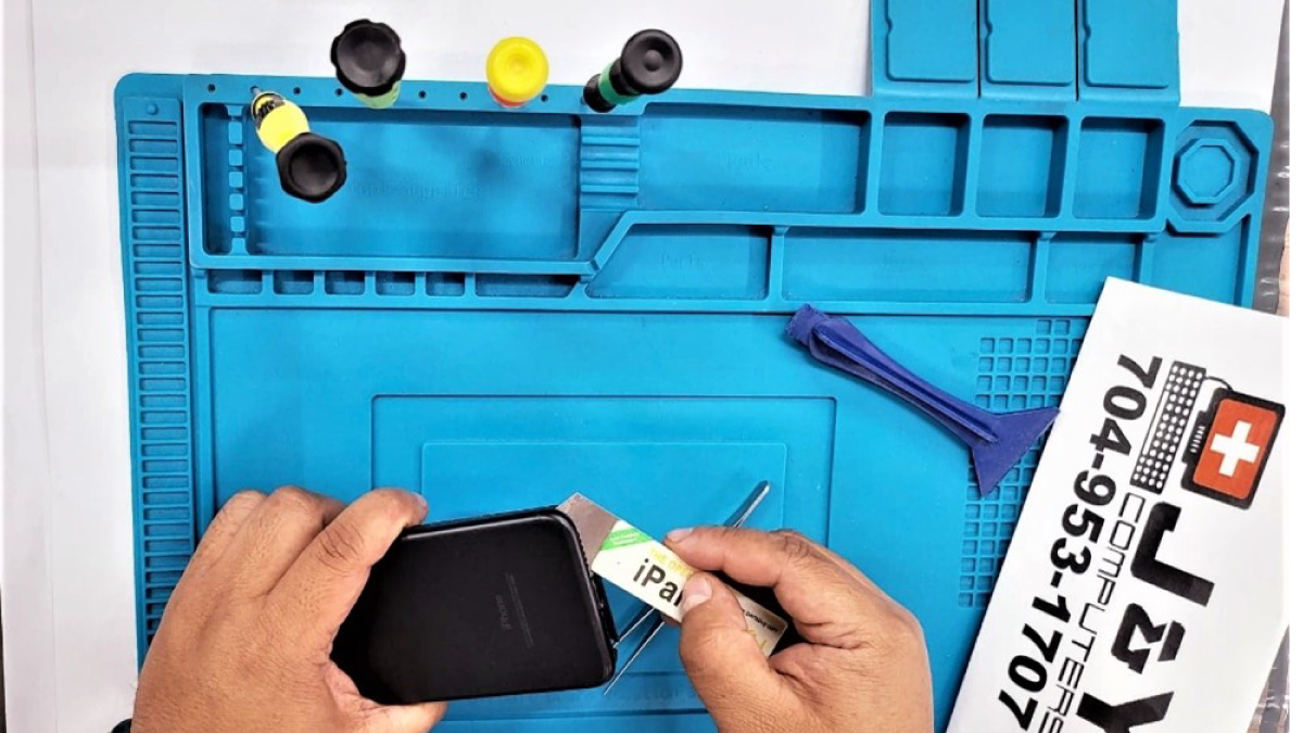 Mobile phone repair at J&Y Computers