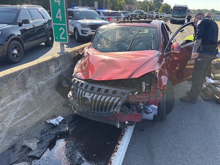 Image of Buick Regal involved in the traffic crash in the 2500 block of Independence Boulevard in the Eastway Division.